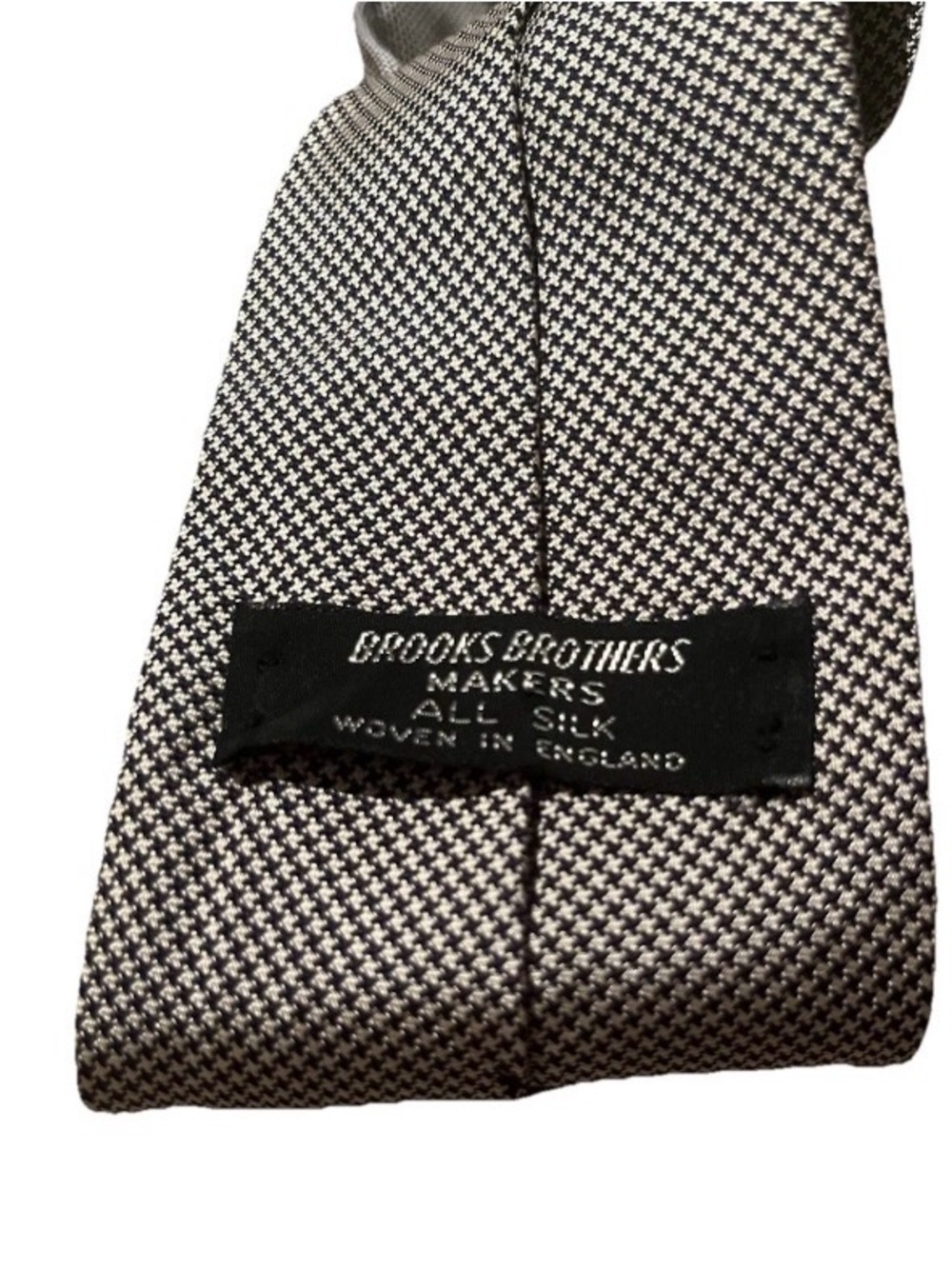 VINTAGE Brooks Brothers Black & White Micro Houndstooth Silk Tie